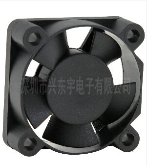 電飯煲散熱風(fēng)扇，讓米飯更鮮美